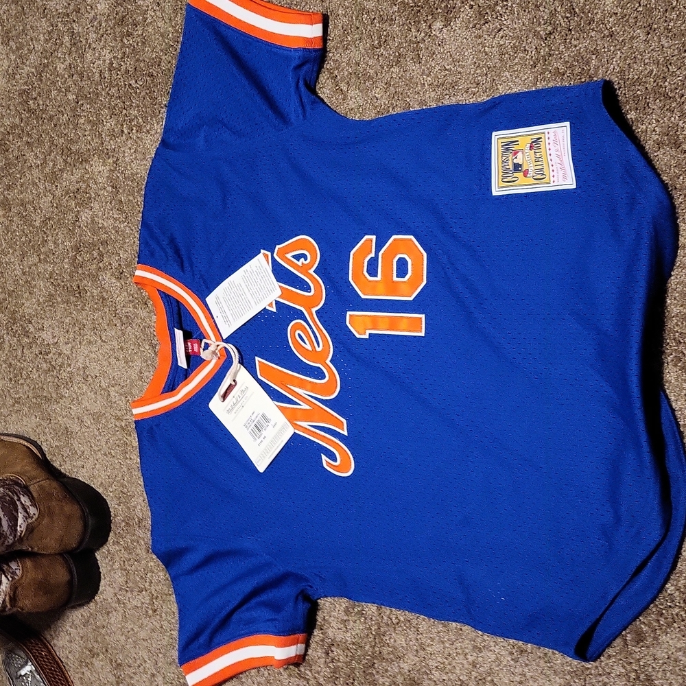 New with tag Mets 16 dwight gooden jersey